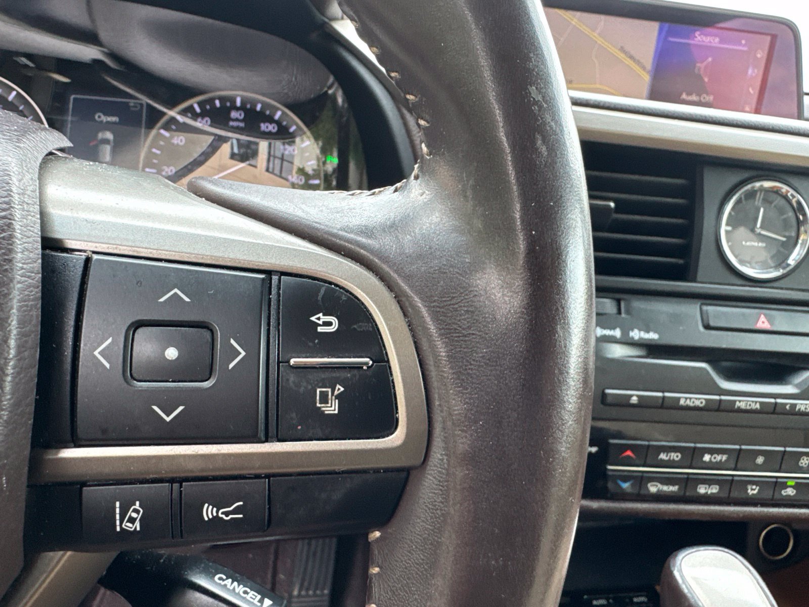 Used 2016 Lexus RX 350 FWD w/ Premium Package image 16