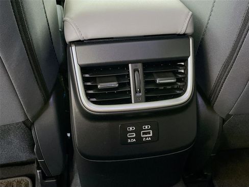 Certified 2025 Subaru Outback Premium image 30