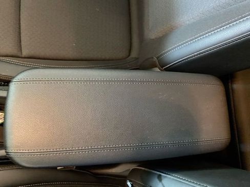 Used 2023 Buick Encore GX Select w/ Sport Touring Package image 42