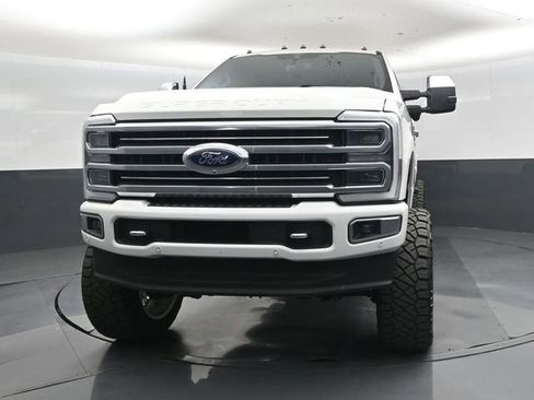 Used 2024 Ford F250 Limited w/ FX4 Off-Road Package AWD/4WD image 9