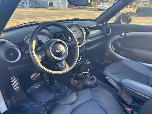 Used 2015 MINI Cooper Roadster S image 24