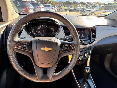 Used 2020 Chevrolet Trax LS w/ Tint and Cruise Package image 13