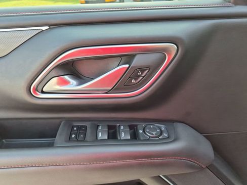 Used 2023 Chevrolet Tahoe RST AWD/4WD image 13