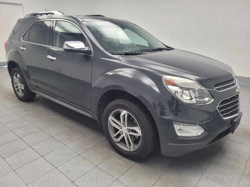 Used 2017 Chevrolet Equinox Premier w/ Enhanced Convenience Package AWD/4WD image 11