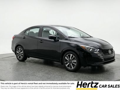 Used 2025 Nissan Versa SV w/ Trunk Package