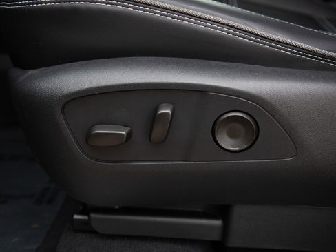 Used 2024 GMC Sierra EV Denali AWD/4WD image 27