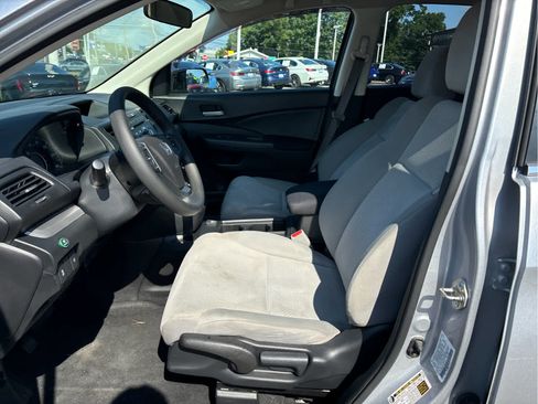 Used 2016 Honda CR-V SE image 9