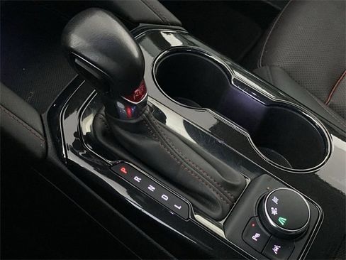 Certified 2021 Chevrolet Blazer RS w/ Enhanced Convenience Package image 21