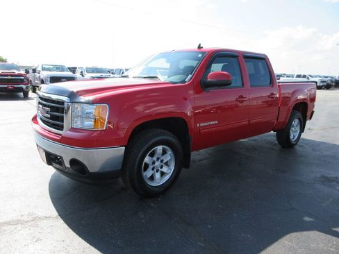 Used 2007 GMC Sierra 1500 SLT w/ SLE/SLT Trailering Package AWD/4WD image 14