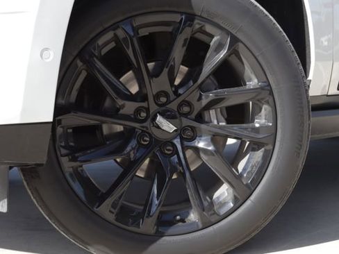 Used 2022 Cadillac Escalade ESV Sport Platinum w/ LPO, ONYX Package image 2