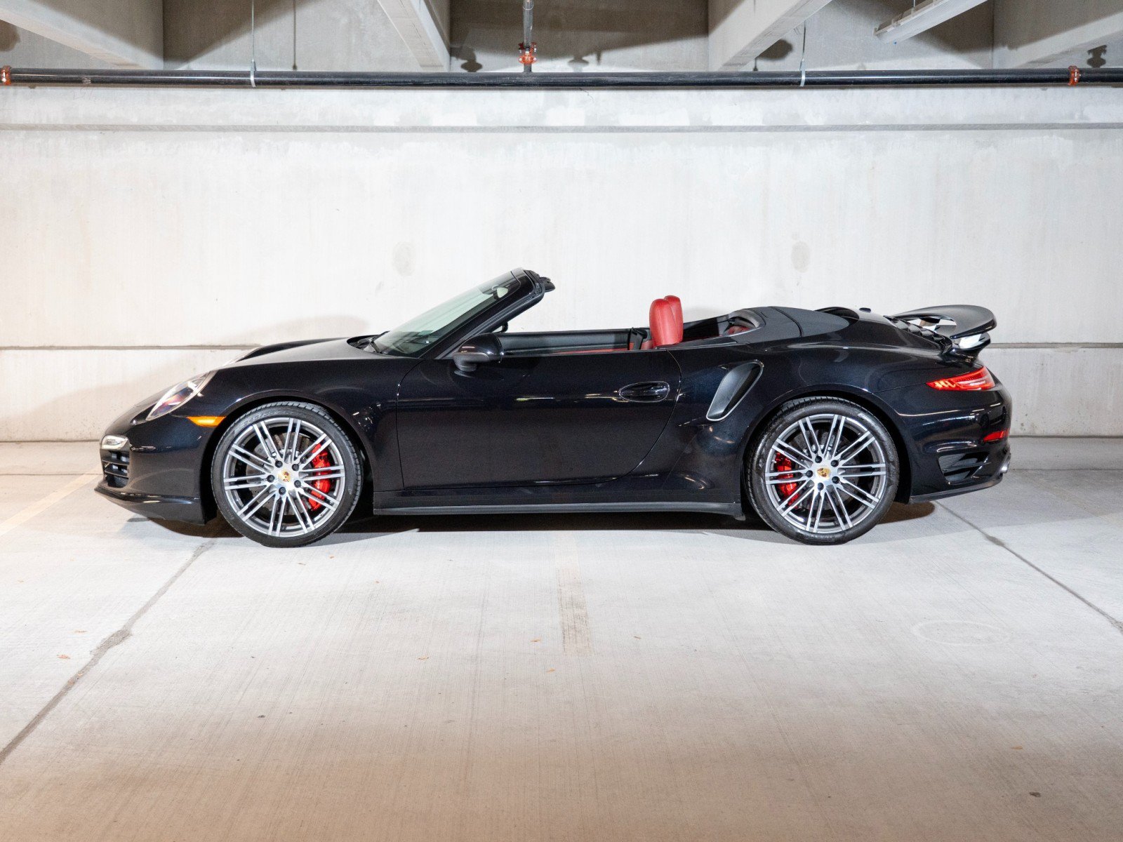 Certified 2015 Porsche 911 4 Cabriolet AWD/4WD image 2