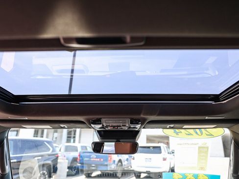 Used 2024 Lexus GX 550 AWD/4WD image 6