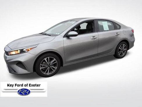 Used 2024 Kia Forte LXS FWD image 7