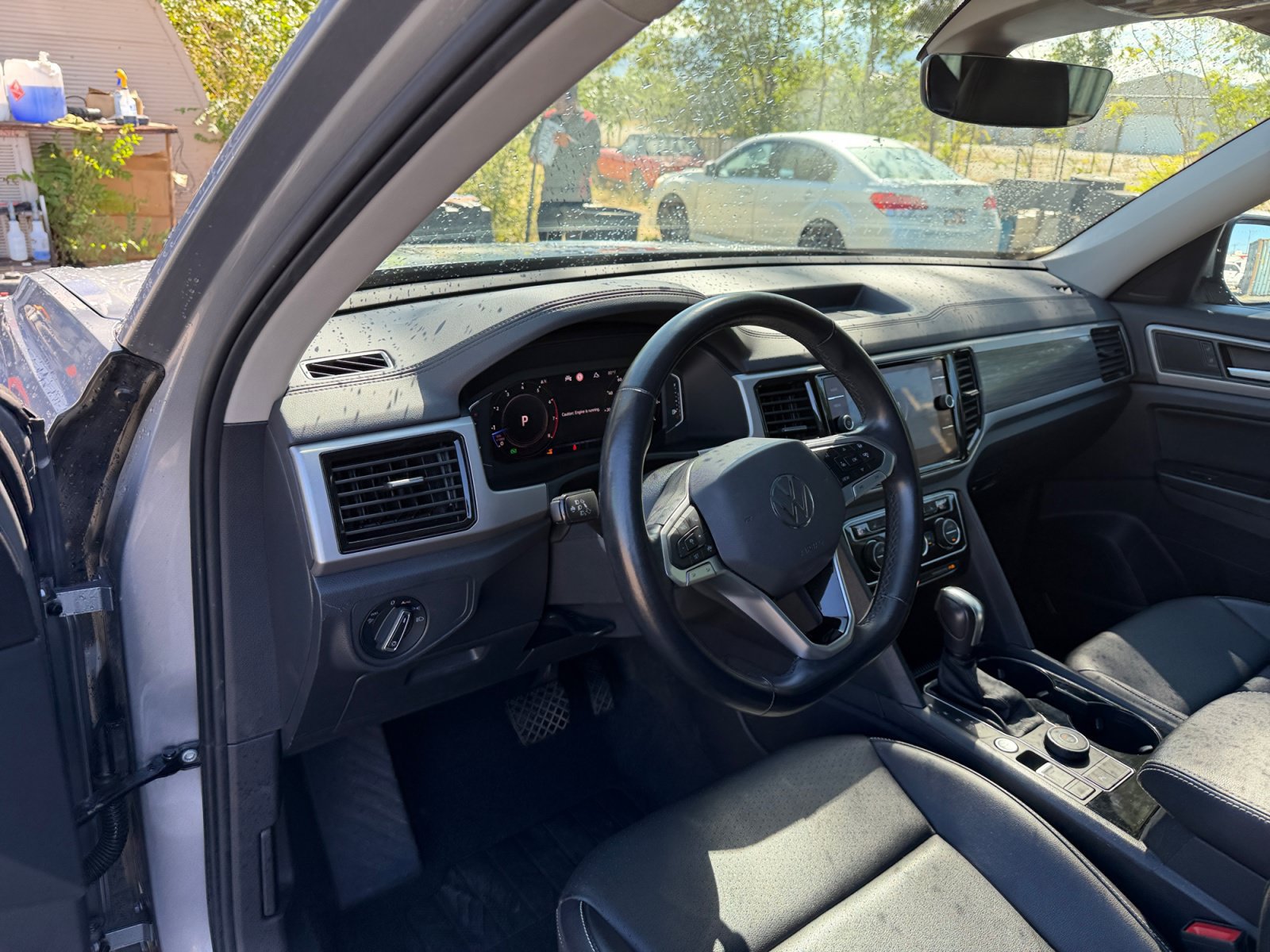 Used 2021 Volkswagen Atlas SEL AWD/4WD image 18