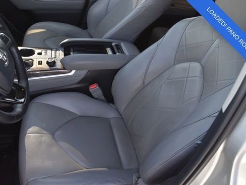 Used 2021 Toyota Highlander Platinum AWD/4WD image 18