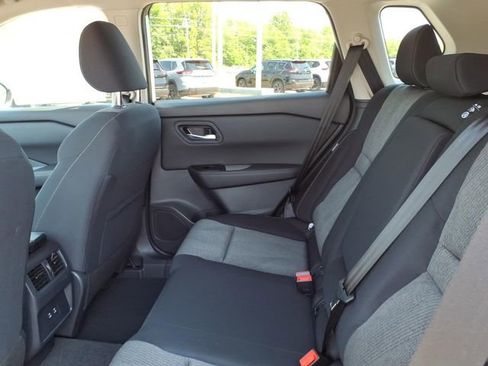 New 2026 Nissan Rogue SV FWD image 8
