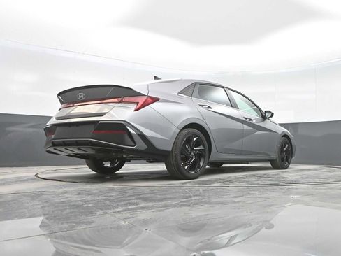 New 2026 Hyundai Elantra SEL Sport Premium image 28