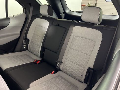 Used 2022 Chevrolet Equinox LS w/ LS Convenience Package FWD image 30