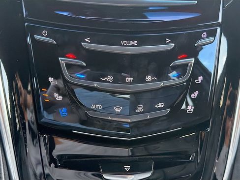 Used 2018 Cadillac Escalade Platinum AWD/4WD image 36
