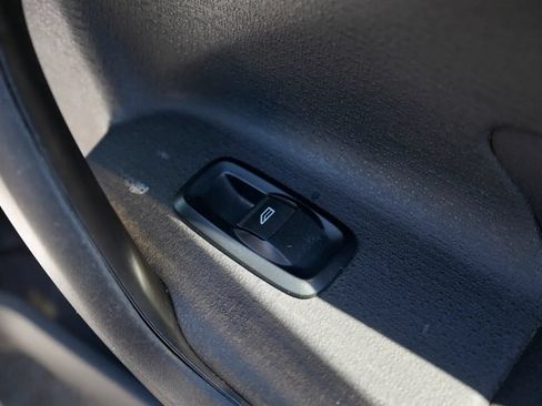 Used 2016 Ford Fiesta SE FWD image 34