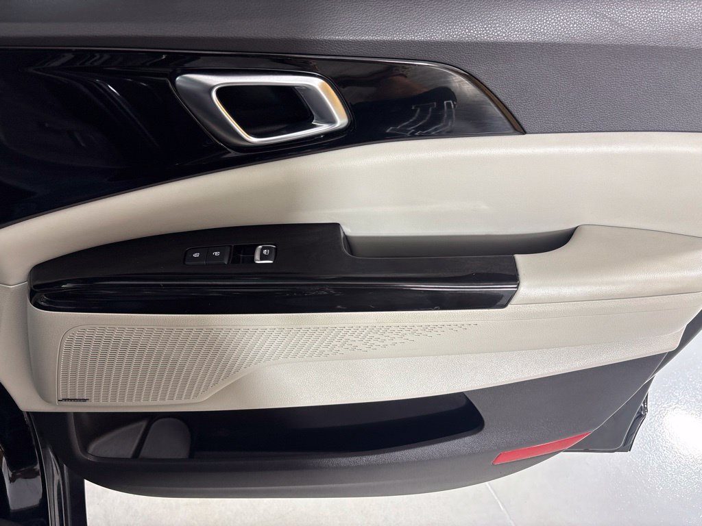 Used 2024 Kia Carnival SX Prestige FWD image 13