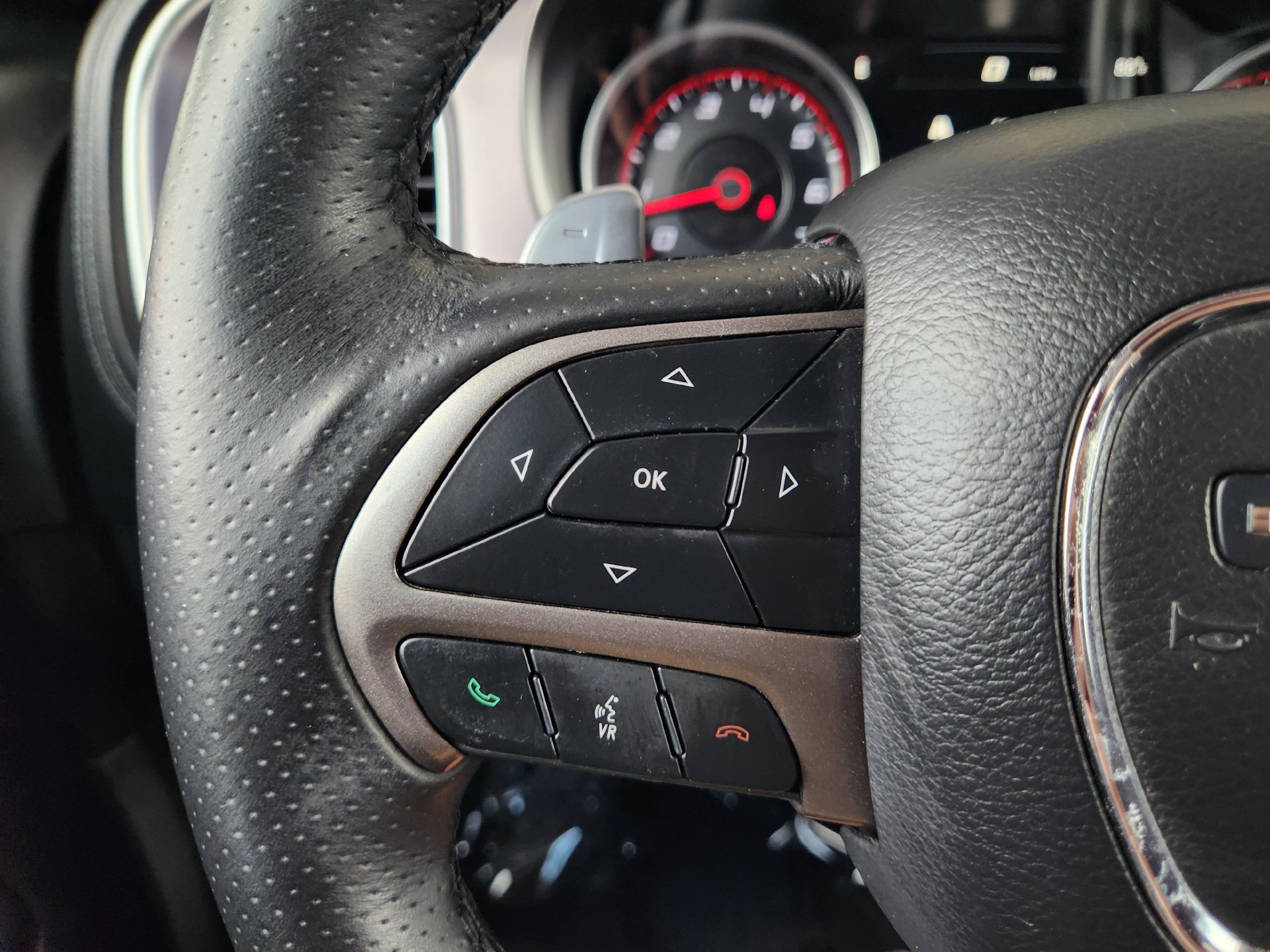Used 2019 Dodge Charger Scat Pack w/ Technology Group RWD image 29