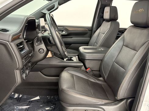 Used 2023 Chevrolet Tahoe High Country AWD/4WD image 33