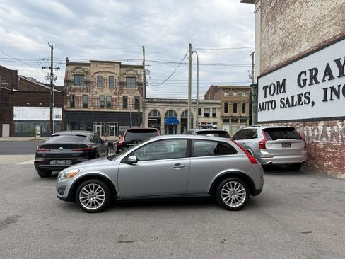Used 2012 Volvo C30 FWD image 5
