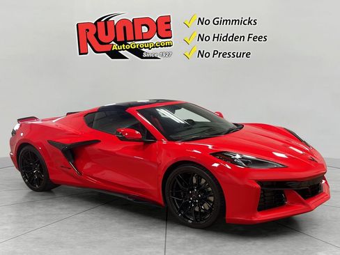 Used 2023 Chevrolet Corvette Z06 RWD image 8