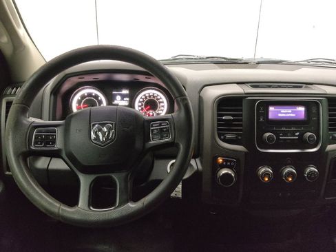 Used 2018 RAM 1500 Tradesman RWD image 22