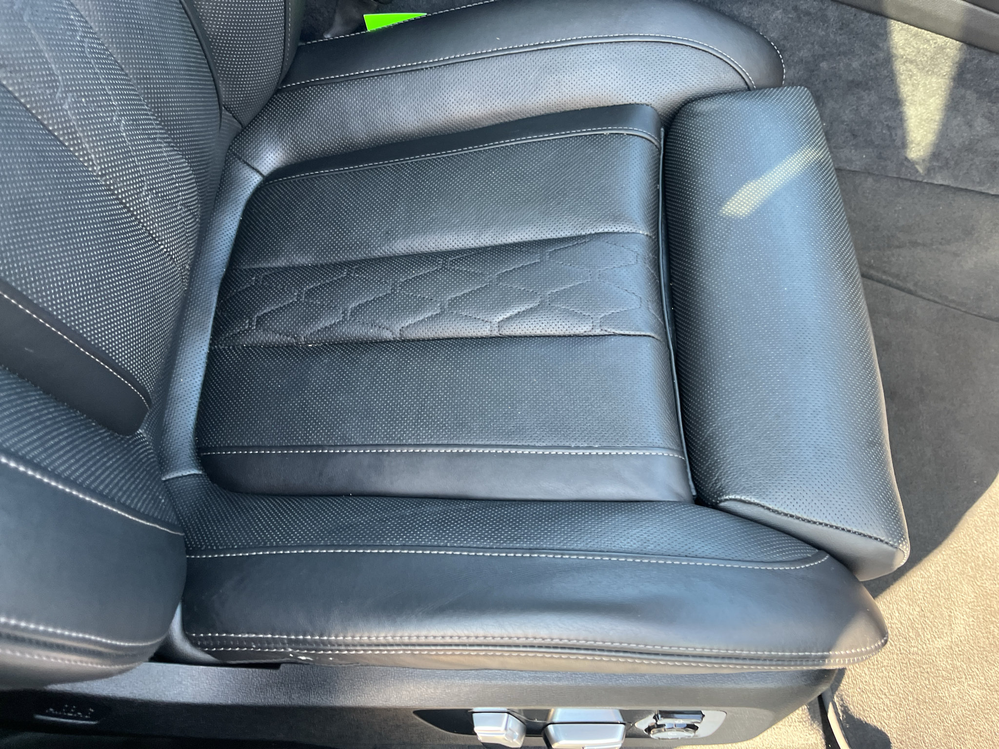 Used 2025 BMW X7 xDrive40i AWD/4WD image 63