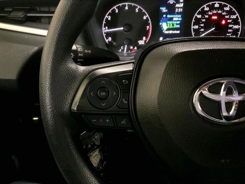 Used 2024 Toyota Corolla LE FWD image 24