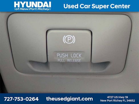 Used 2015 Volvo XC60 T6 Platinum image 31