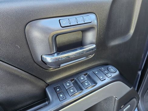 Used 2018 Chevrolet Silverado 1500 LTZ Z71 w/ Centennial Edition image 19