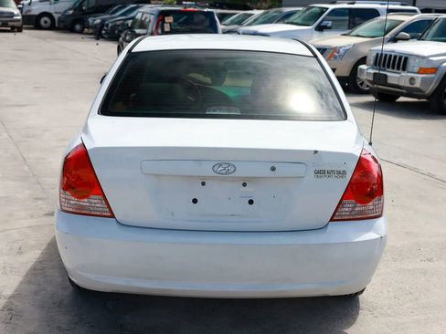 Used 2005 Hyundai Elantra GLS FWD image 6
