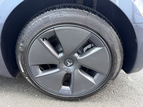 Used 2022 Tesla Model 3 Long Range image 48