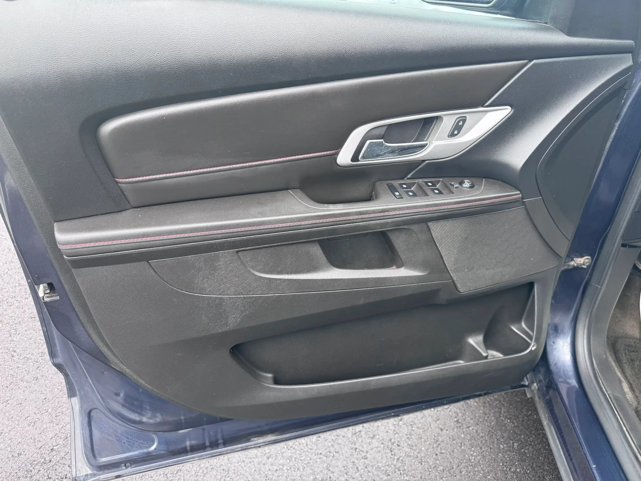 Used 2015 GMC Terrain SLE FWD image 11