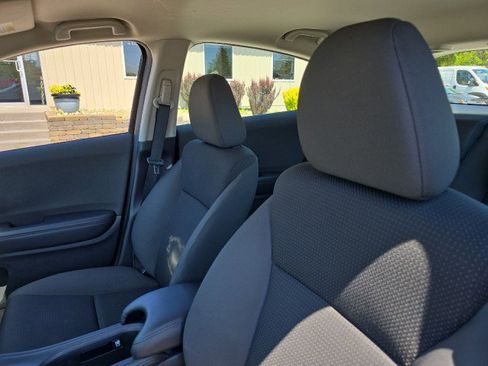 Used 2019 Honda HR-V LX image 19