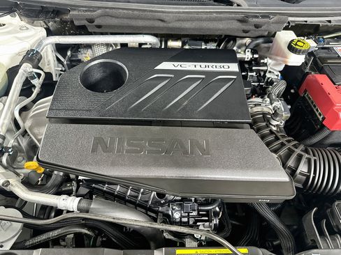 Used 2025 Nissan Rogue SV AWD/4WD image 35