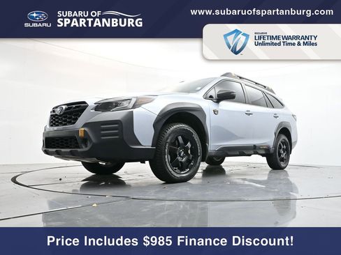 Used 2022 Subaru Outback Wilderness w/ Wilderness Package image 28
