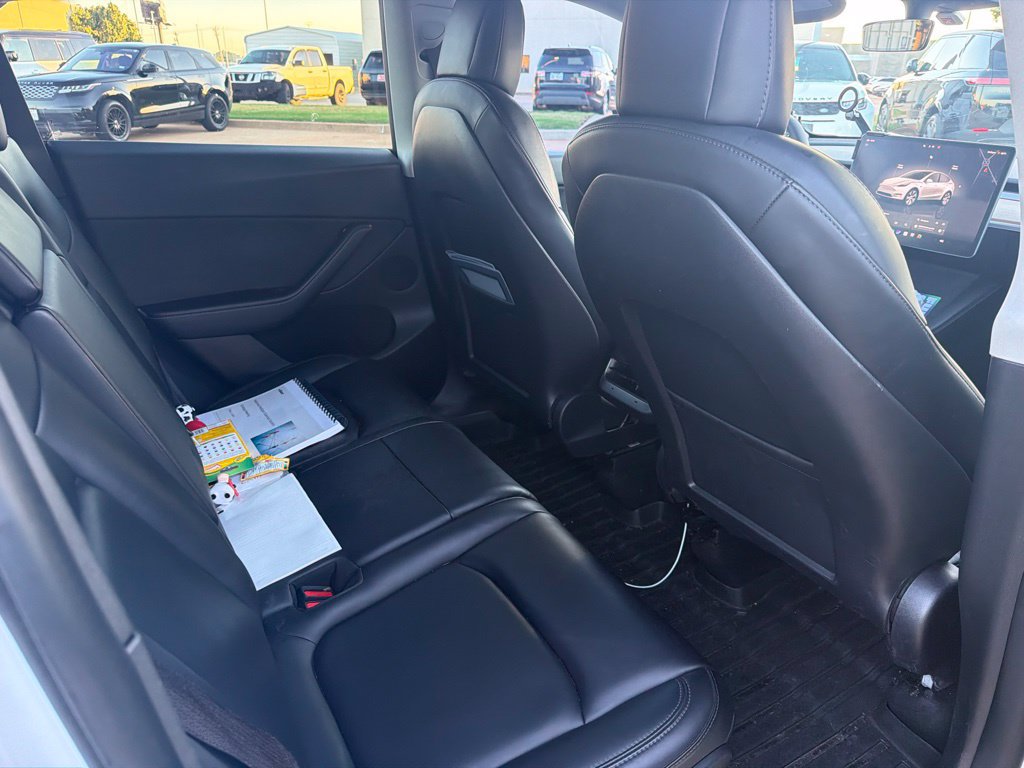 Used 2022 Tesla Model Y Long Range AWD/4WD image 8