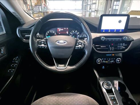 Used 2021 Ford Escape SE w/ Convenience Package image 17