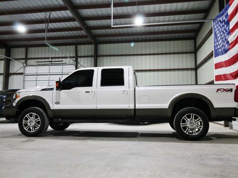 Used 2016 Ford F350 King Ranch image 6