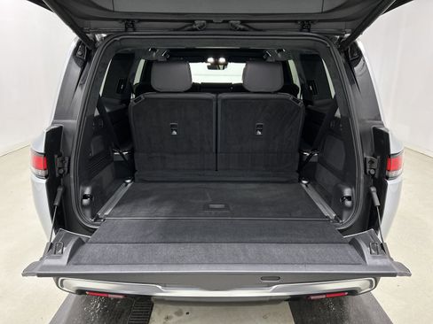 Used 2024 Rivian R1S Adventure AWD/4WD image 15