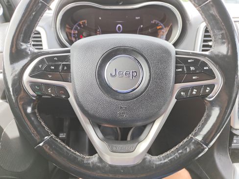 Used 2018 Jeep Grand Cherokee Limited AWD/4WD image 22