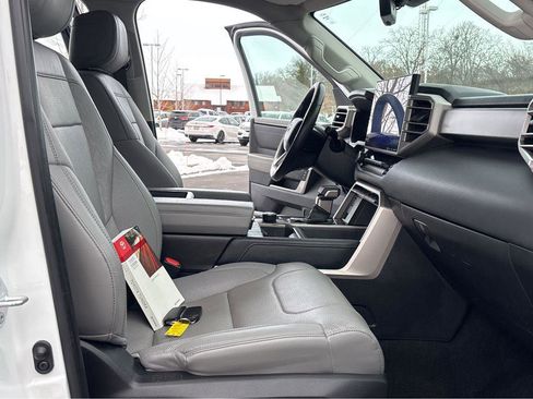 Used 2022 Toyota Tundra Limited image 5