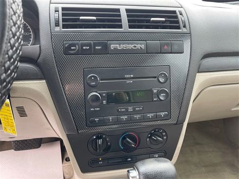 Used 2006 Ford Fusion SE image 11