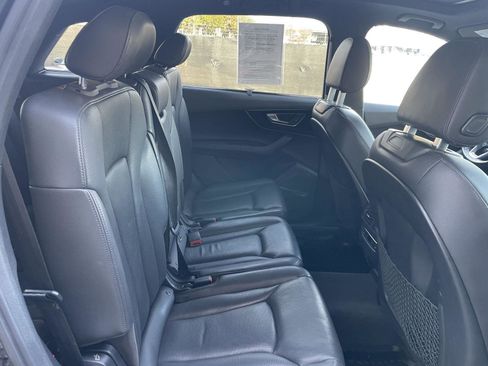 Used 2018 Audi Q7 3.0T Premium Plus image 14