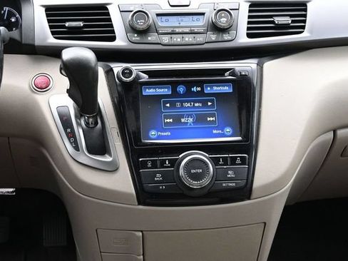 Used 2014 Honda Odyssey EX-L image 16