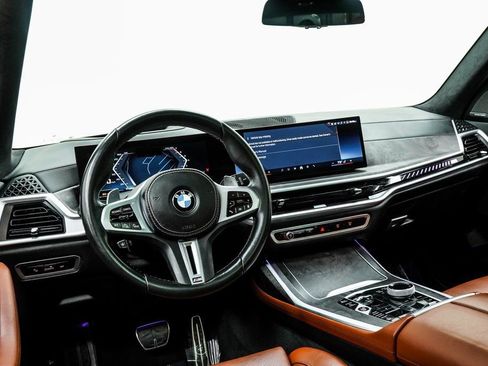 Used 2024 BMW X7 M60i w/ Executive Package image 5